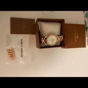 Women’s Coach Watch
